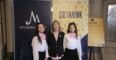 17. СУ "Дамян Груев" с училищен химн 2