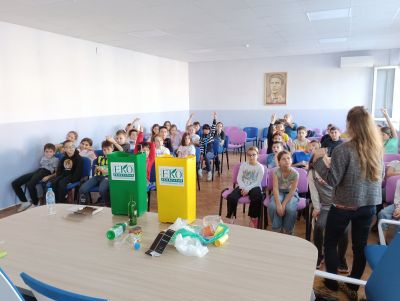 „Екобулпак“ на гости в училище с беседа за разделното събиране 4