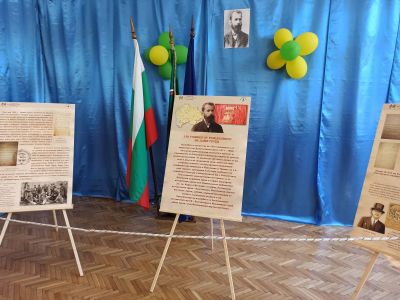 Изложба Даме Груев - 17 СУ Дамян Груев - София
